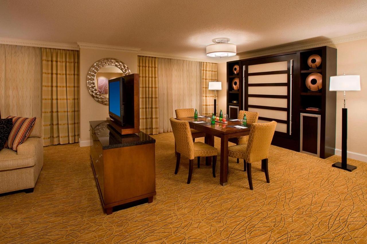 Toronto Airport Marriott Hotel Pokoj fotografie